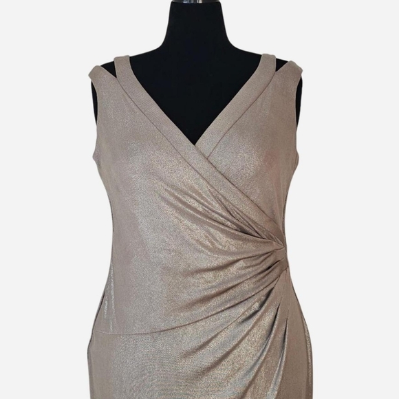 LAUREN RALPH LAUREN Women's Metallic Silver Sleeveless Evening Dress. Size 16 - Picture 4 of 13